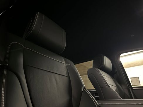 New 2026 Toyota Tundra Limited AWD/4WD image 18