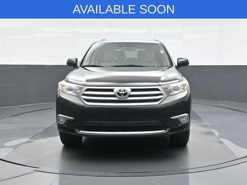 Used 2013 Toyota Highlander Limited image 2