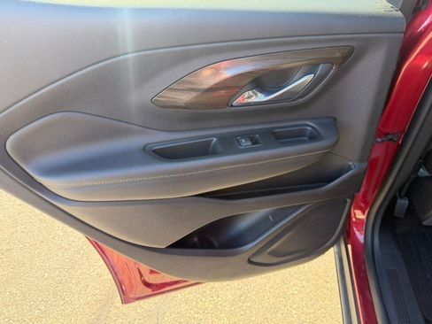 Used 2018 GMC Terrain Denali w/ Advanced Safety Package image 21