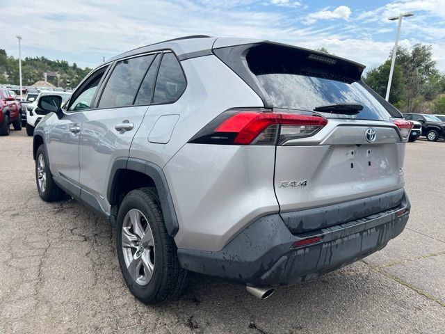Used 2022 Toyota RAV4 XLE w/ Convenience Package AWD/4WD image 3
