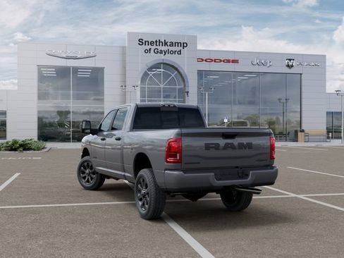 New 2026 RAM 2500 Big Horn AWD/4WD image 3