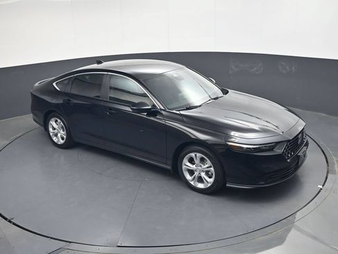 Certified 2026 Honda Accord LX image 18