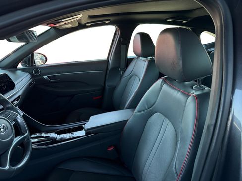 Used 2022 Hyundai Sonata SEL Plus w/ Cargo Package image 9