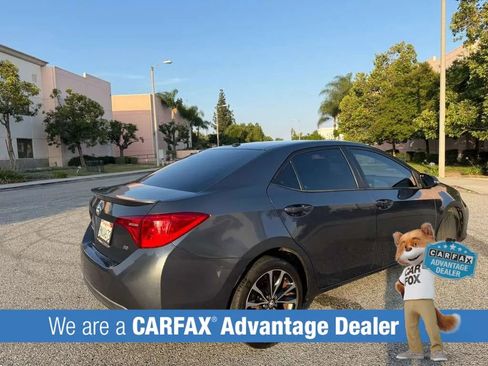 Used 2017 Toyota Corolla SE w/ SE Premium Package FWD image 5