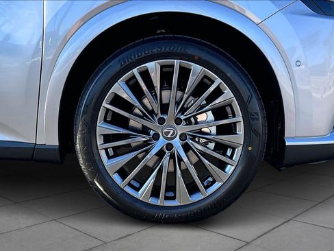 New 2026 Lexus RX 450h Luxury image 9