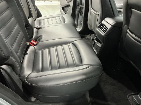 Used 2024 Ford Edge SEL image 23