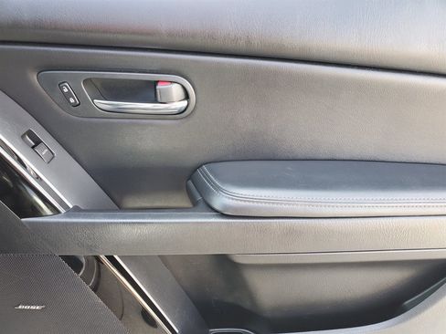 Used 2011 MAZDA CX-9 Touring w/ Moonroof & Bose Audio Pkg image 39