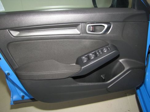 Used 2024 Honda Civic Sport image 10