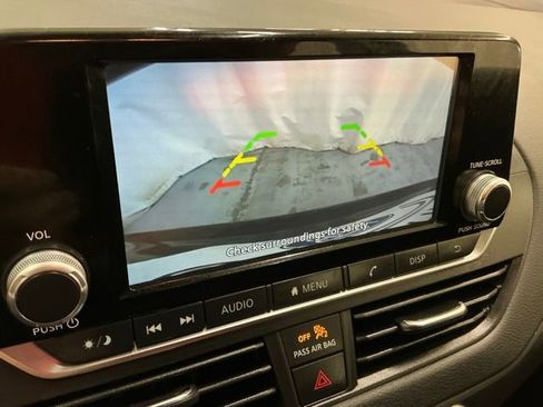 Used 2022 Nissan Altima 2.5 S FWD image 22