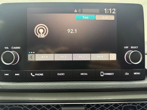 Used 2023 Acura Integra Base image 17