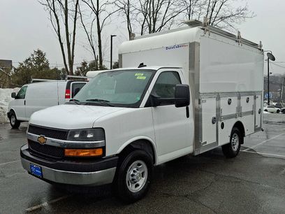 New 2026 Chevrolet Express 3500 w/ Power Convenience Package