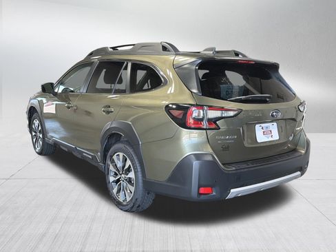 Certified 2025 Subaru Outback Limited AWD/4WD image 5