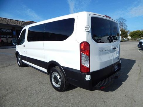Used 2016 Ford Transit 150 XL image 2