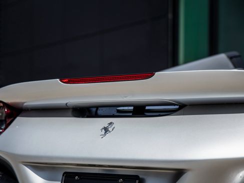 Used 2022 Ferrari F8 Tributo image 14