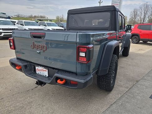 New 2026 Jeep Gladiator Mojave image 11