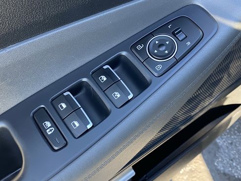 Used 2023 Hyundai Santa Fe SEL image 17