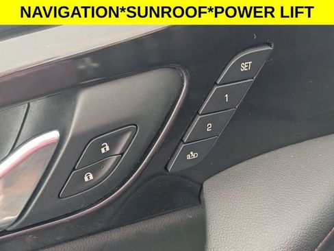 Used 2019 Chevrolet Blazer RS FWD image 11