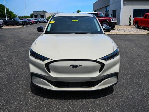 Certified 2025 Ford Mustang Mach-E Premium AWD/4WD image 10