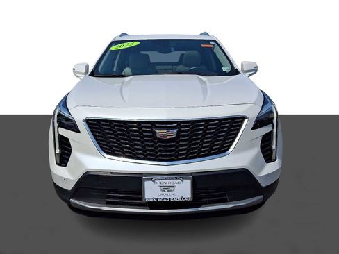 Certified 2023 Cadillac XT4 Premium Luxury w/ Technology Package AWD/4WD image 2