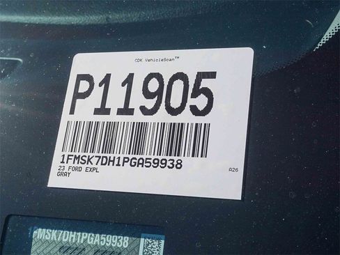 Used 2023 Ford Explorer XLT w/ Equipment Group 202A image 26