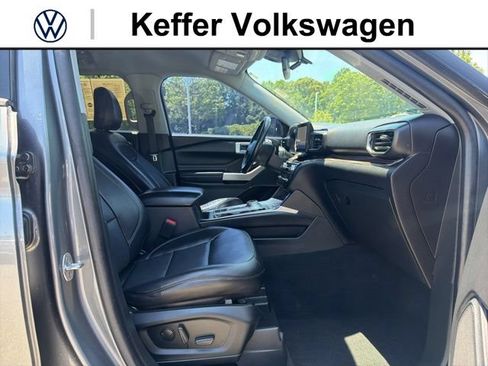Used 2021 Ford Explorer Limited RWD image 33