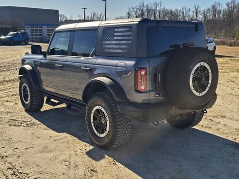 Used 2023 Ford Bronco Badlands image 11