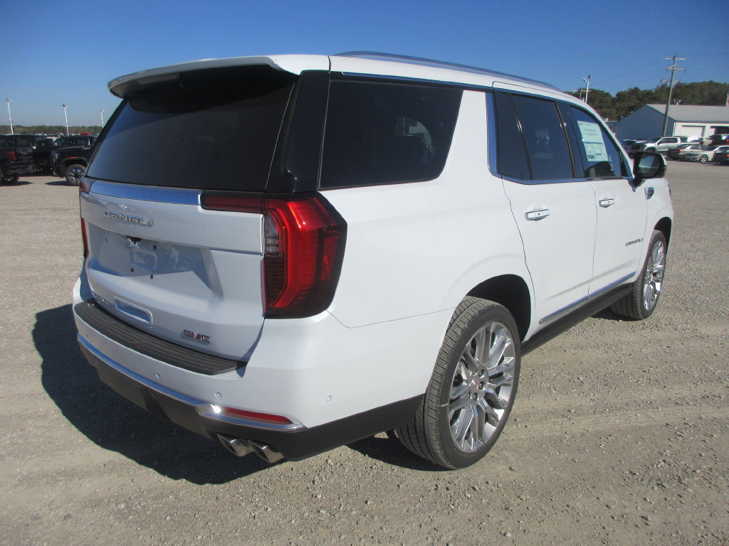 New 2027 GMC Yukon Denali w/ Sun & Power Step Package AWD/4WD image 4