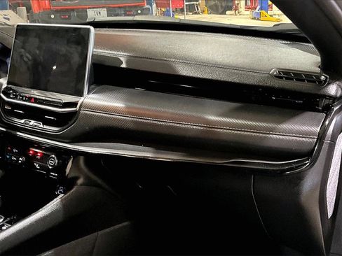 Used 2024 Jeep Compass Latitude w/ Altitude Special Edition image 12