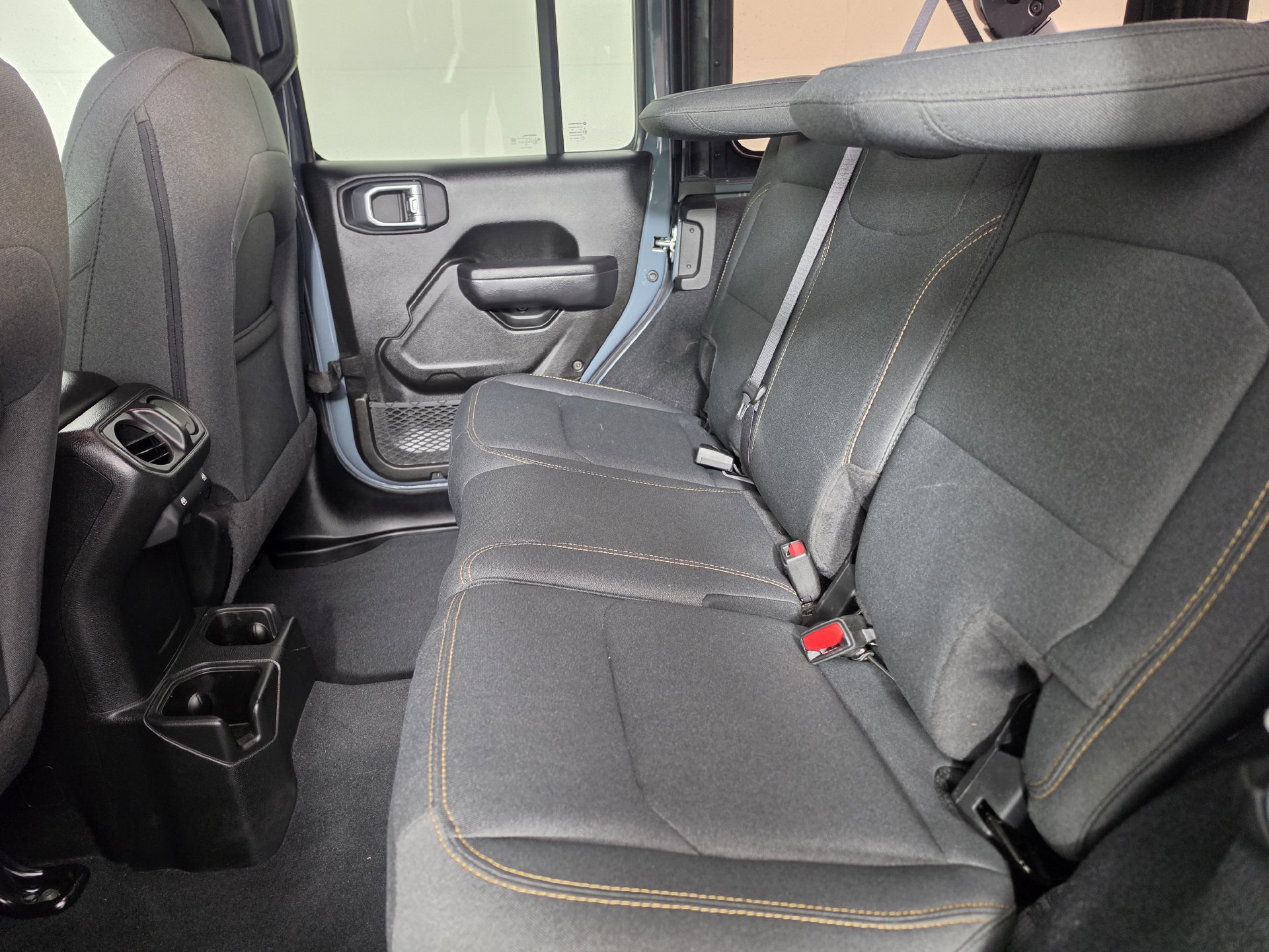 Used 2024 Jeep Wrangler Unlimited Sport AWD/4WD image 25