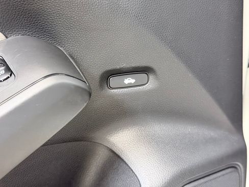 Used 2022 Honda Civic EX image 12