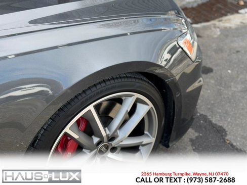 Used 2021 Audi S6 Premium Plus w/ S Sport Package image 16