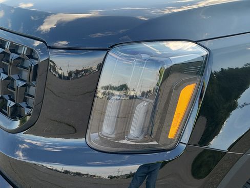 Used 2024 Kia Telluride EX X-Line AWD/4WD image 9