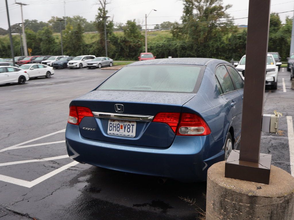 Used 2010 Honda Civic LX image 7