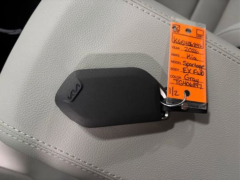 New 2026 Kia Sportage EX image 39