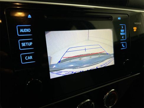 Used 2017 Toyota Corolla L image 14