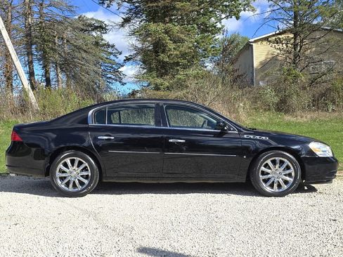 Used 2007 Buick Lucerne CXS image 8