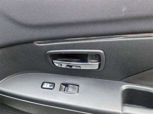 Used 2017 Mitsubishi Outlander Sport ES image 10