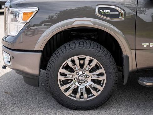 Used 2016 Nissan Titan Platinum Reserve AWD/4WD image 10