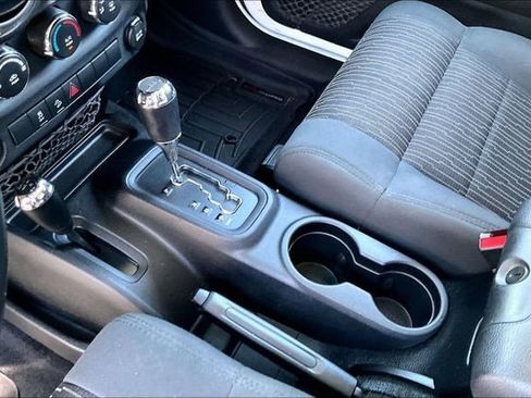 Used 2012 Jeep Wrangler Sport AWD/4WD image 13