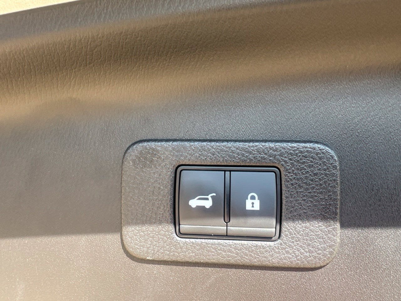 Certified 2023 Nissan Armada SL w/ Captain's Chairs Package AWD/4WD image 40