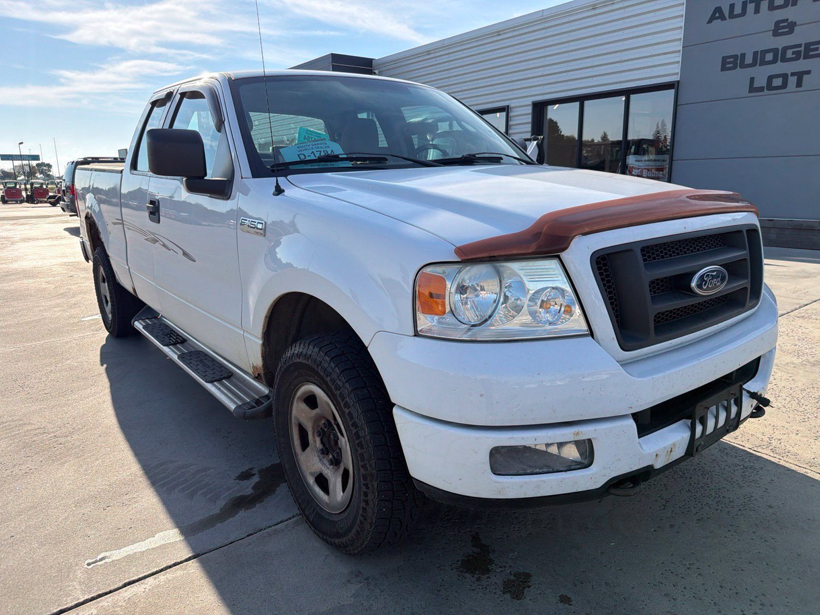 Used 2005 Ford F150 XLT AWD/4WD image 2