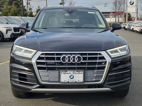 Used 2019 Audi Q5 2.0T Premium Plus w/ Premium Plus Package image 2