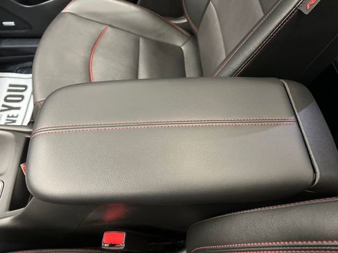 Used 2023 Chevrolet Equinox RS w/ RS Leather Package image 32