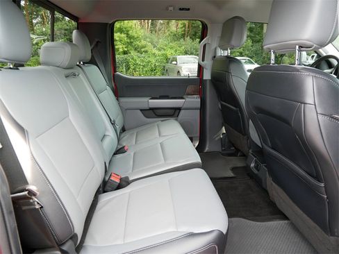 Certified 2022 Ford F150 Lariat w/ Trailer Tow Package image 9