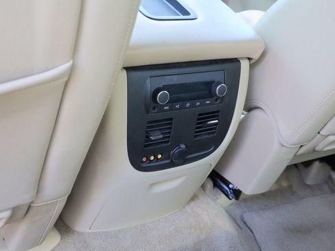 Used 2012 Chevrolet Avalanche LTZ RWD image 26