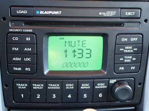 Used 2006 Pontiac GTO image 21