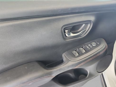 Used 2024 Honda HR-V Sport image 16