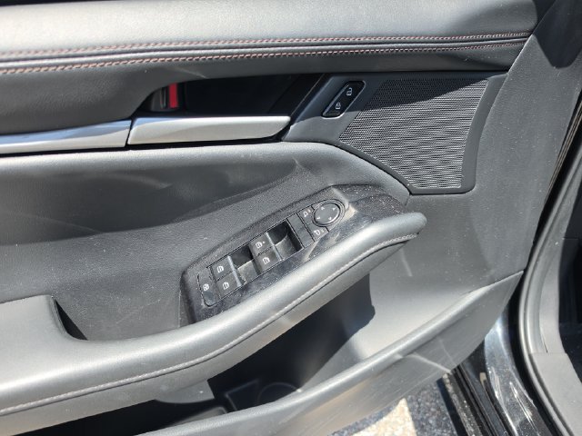 Certified 2025 MAZDA MAZDA3 s FWD image 17