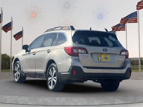 Used 2018 Subaru Outback 2.5i Limited AWD/4WD image 5