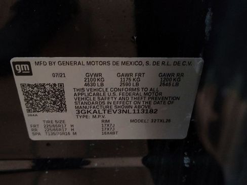 Used 2022 GMC Terrain SLE w/ Driver Convenience Package image 15